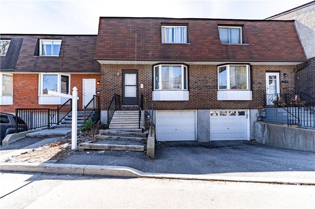 3094 Armada Avenue, Townhouse with 4 bedrooms, 3 bathrooms and 2 parking in Ottawa ON | Image 1