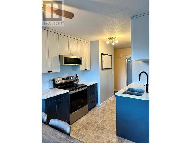 3505 - 38 Street Unit# 202, Condo with 3 bedrooms, 1 bathrooms and 1 parking in Vernon BC | Image 7