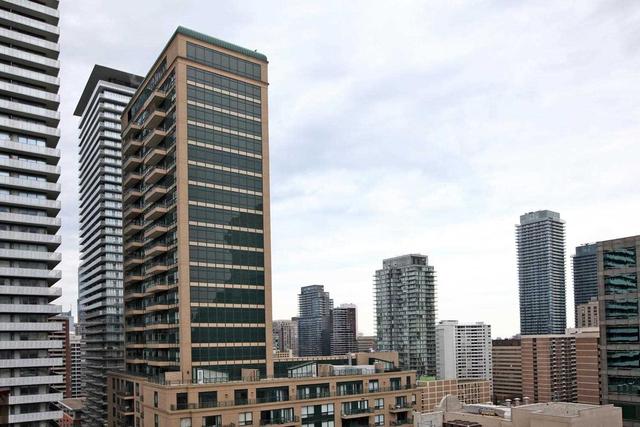 1912 - 85 Bloor St E, Condo with 1 bedrooms, 1 bathrooms and 1 parking in Toronto ON | Image 13