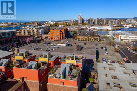 1 - 532 Fisgard St, House attached with 2 bedrooms, 2 bathrooms and null parking in Victoria BC | Card Image