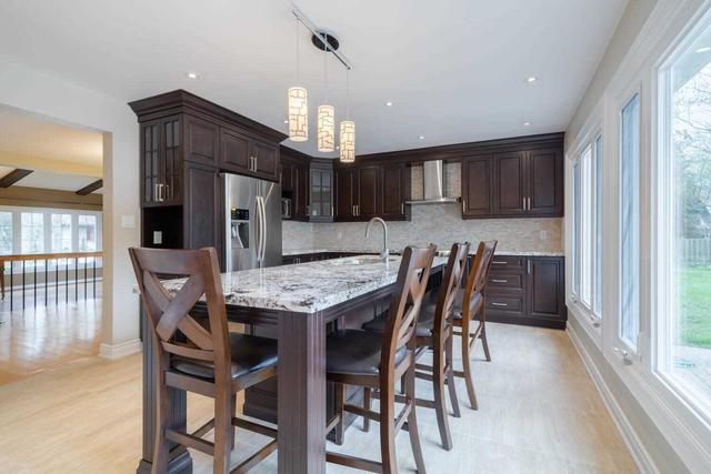 572 Old Poplar Row, House detached with 4 bedrooms, 4 bathrooms and 4 parking in Mississauga ON | Image 16