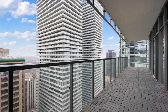 3609 - 33 Charles St E, Condo with 1 bedrooms, 1 bathrooms and 1 parking in Toronto ON | Image 10