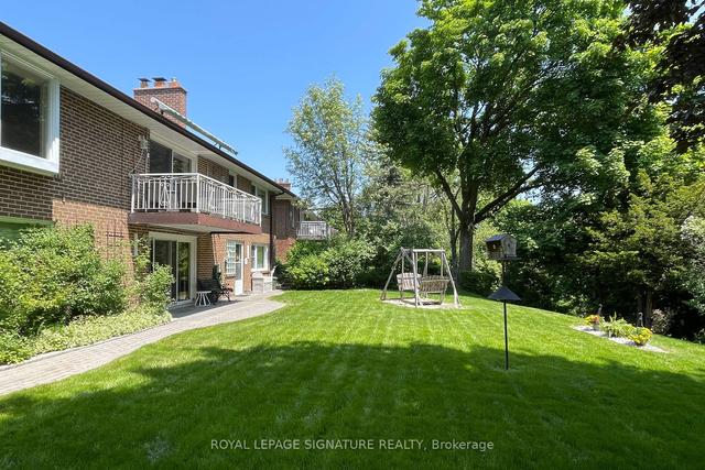 157 Sweeney Dr, House detached with 3 bedrooms, 3 bathrooms and 6 parking in Toronto ON | Image 20