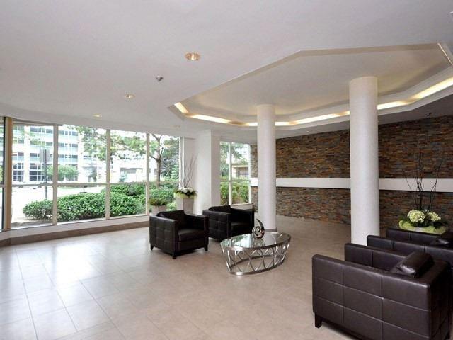 1003 - 250 Webb Dr, Condo with 2 bedrooms, 2 bathrooms and 2 parking in Mississauga ON | Image 3