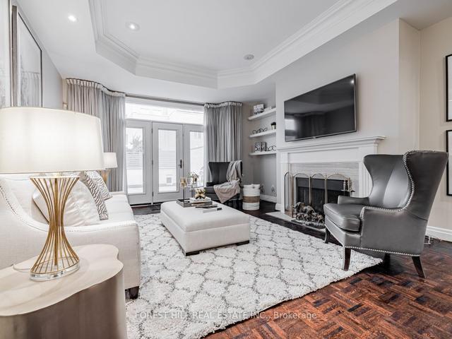 226 Spadina Rd, House attached with 3 bedrooms, 4 bathrooms and 2 parking in Toronto ON | Image 32