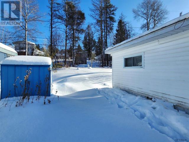 150 Burnside Dr # 7, Home with 2 bedrooms, 1 bathrooms and null parking in Kirkland Lake ON | Image 32