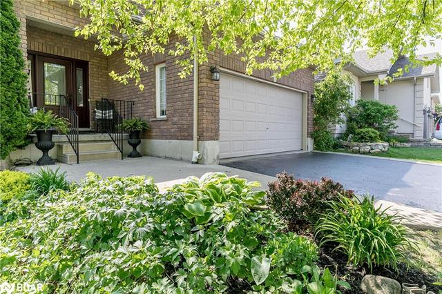 144 Crompton Drive, House detached with 3 bedrooms, 2 bathrooms and null parking in Barrie ON | Image 12