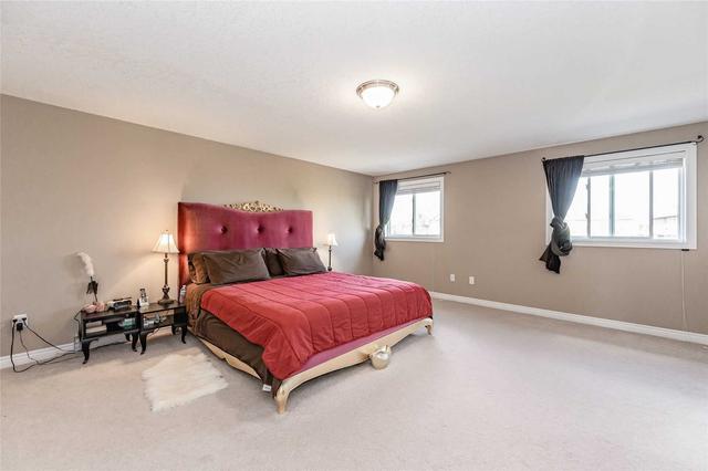 20 Whetstone Cres, House detached with 5 bedrooms, 4 bathrooms and 4 parking in Guelph ON | Image 16