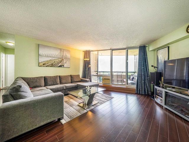 1002 - 380 Dixon Rd, Condo with 2 bedrooms, 1 bathrooms and 1 parking in Toronto ON | Image 32