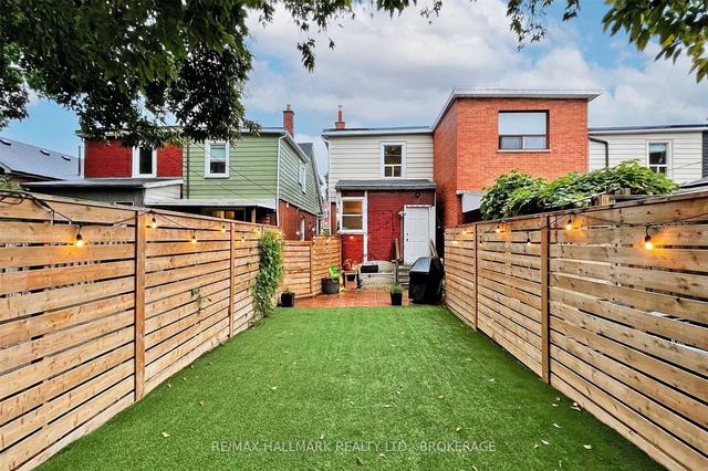 80 Springdale Blvd, House semidetached with 3 bedrooms, 2 bathrooms and 1 parking in Toronto ON | Image 26
