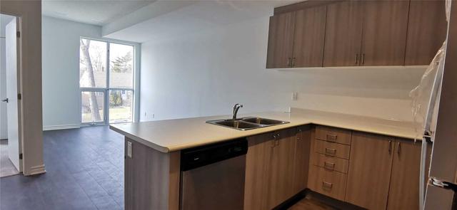 b - 3 Falaise Rd, Townhouse with 3 bedrooms, 3 bathrooms and 1 parking in Toronto ON | Image 29
