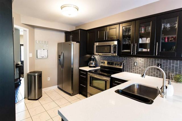 129 Professor Day Dr, House detached with 3 bedrooms, 4 bathrooms and 4 parking in Bradford West Gwillimbury ON | Image 5