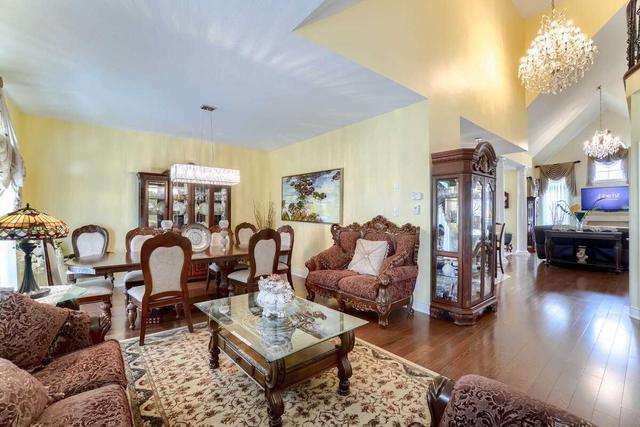 6 Vidal Rd, House detached with 4 bedrooms, 6 bathrooms and 6 parking in Brampton ON | Image 2
