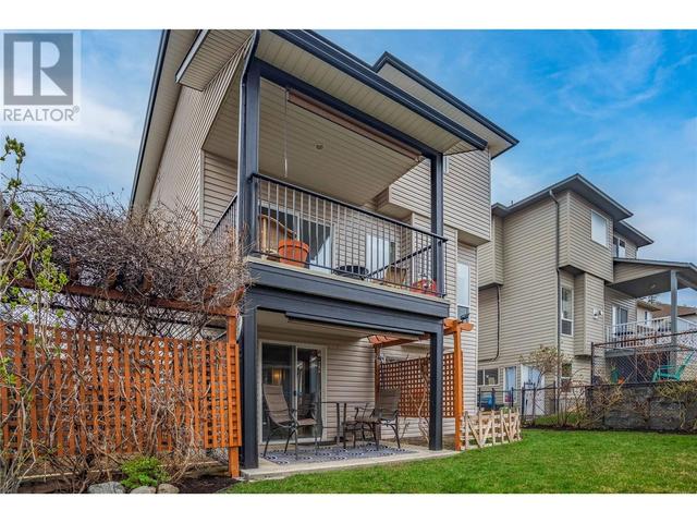 614 South Crest Drive, House detached with 4 bedrooms, 3 bathrooms and 4 parking in Kelowna BC | Image 40