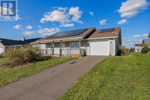 52 Parkway Drive, House detached with 3 bedrooms, 2 bathrooms and null parking in Charlottetown PE | Card Image