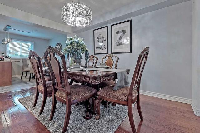 12 - 1764 Rathburn Rd, Townhouse with 3 bedrooms, 2 bathrooms and 3 parking in Mississauga ON | Image 2