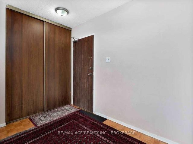 811 - 301 Prudential Dr, Condo with 3 bedrooms, 2 bathrooms and 1 parking in Toronto ON | Image 4
