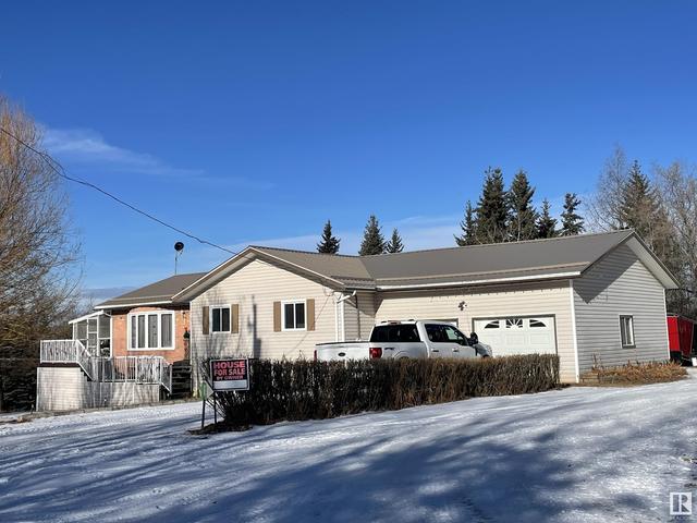 4905 50 Av, House detached with 5 bedrooms, 2 bathrooms and null parking in Athabasca County AB | Image 2