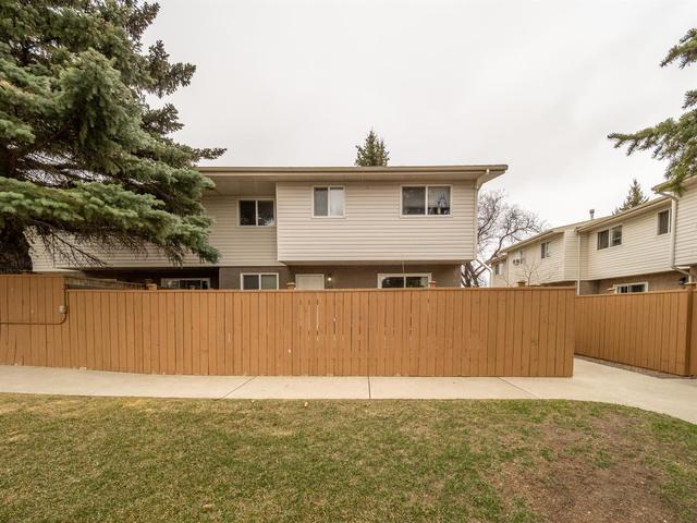 11 - 1915 18 Avenue N, Home with 3 bedrooms, 1 bathrooms and 2 parking in Lethbridge AB | Image 27