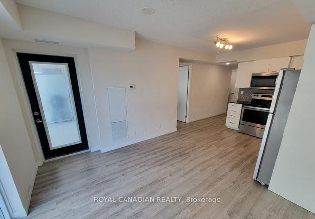604 - 2152 Lawrence Ave, Condo with 2 bedrooms, 2 bathrooms and 1 parking in Toronto ON | Image 18