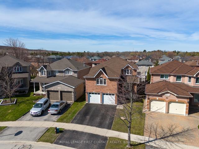 36 Batteaux St, House detached with 4 bedrooms, 3 bathrooms and 6 parking in Barrie ON | Image 23