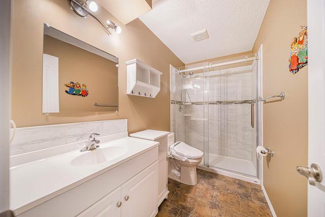 304 Springborough Way Sw, House detached with 3 bedrooms, 3 bathrooms and 4 parking in Calgary AB | Image 17