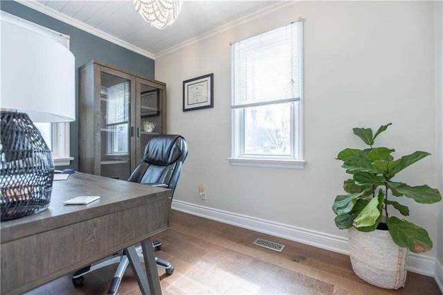 458 Elmwood Ave, House detached with 2 bedrooms, 2 bathrooms and 2 parking in Hamilton ON | Image 8