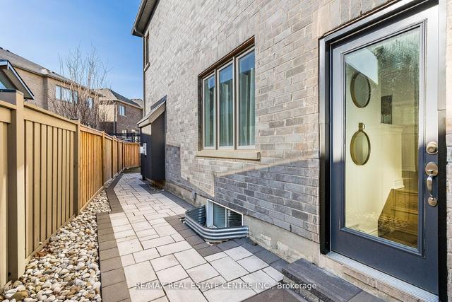 17 Prairie Creek Cres, House detached with 4 bedrooms, 5 bathrooms and 6 parking in Brampton ON | Image 28