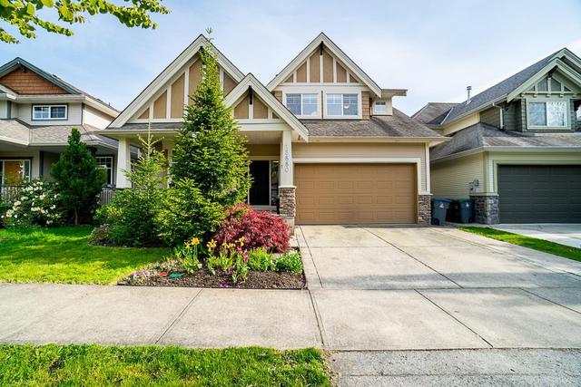 18880 70a Avenue, House detached with 5 bedrooms, 4 bathrooms and 4 parking in Surrey BC | Image 4