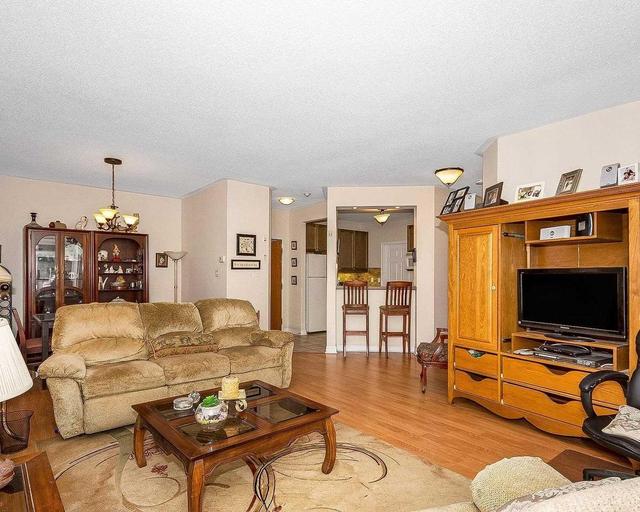 106 - 443 Centennial Forest Dr, Condo with 2 bedrooms, 2 bathrooms and 1 parking in Milton ON | Image 10