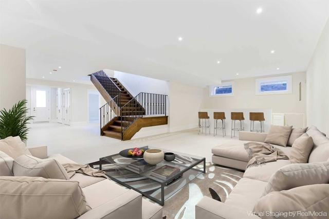 23 Cividale Crt, House detached with 4 bedrooms, 7 bathrooms and 7 parking in Richmond Hill ON | Image 30