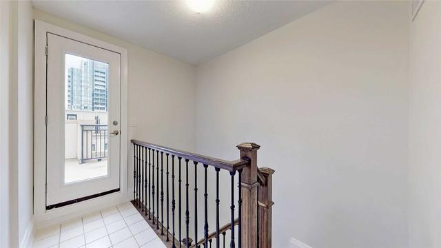th21 - 7 Oakburn Cres, Townhouse with 3 bedrooms, 3 bathrooms and 1 parking in Toronto ON | Image 19