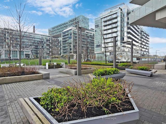 2509 - 15 Queens Quay E, Condo with 2 bedrooms, 1 bathrooms and 1 parking in Toronto ON | Image 12