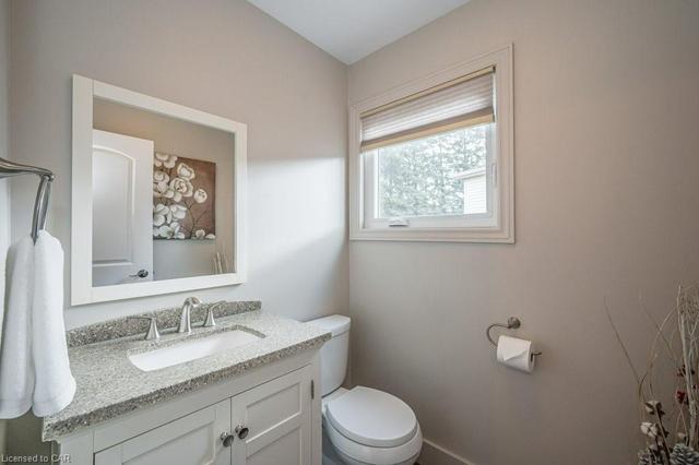 45 Dunhill Crescent, House detached with 3 bedrooms, 2 bathrooms and 4 parking in Guelph ON | Image 17