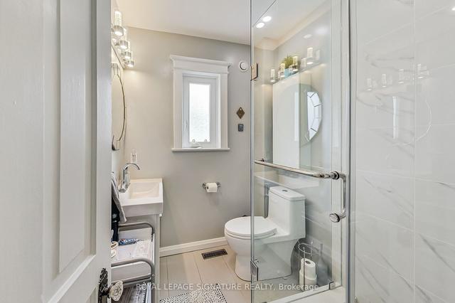 127 Shanly St, House semidetached with 3 bedrooms, 3 bathrooms and 2 parking in Toronto ON | Image 7