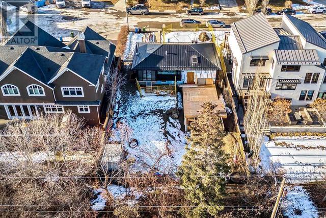 20 Cambridge Place Nw, House detached with 4 bedrooms, 1 bathrooms and 2 parking in Calgary AB | Image 2