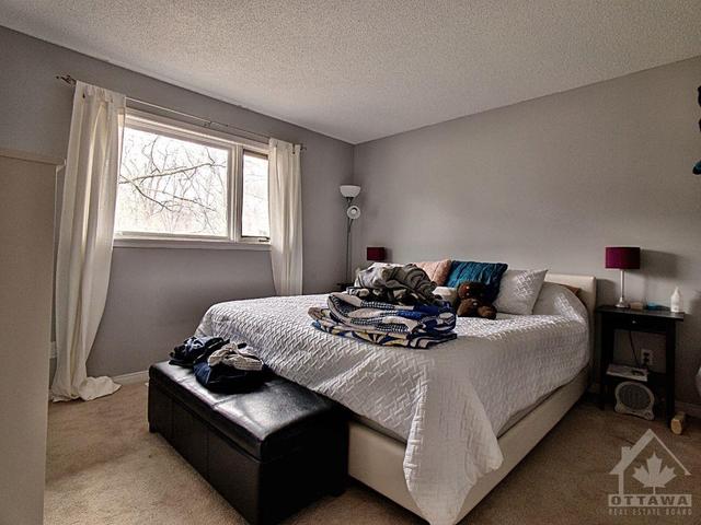 130 Woods Road, House detached with 4 bedrooms, 3 bathrooms and 4 parking in Ottawa ON | Image 11