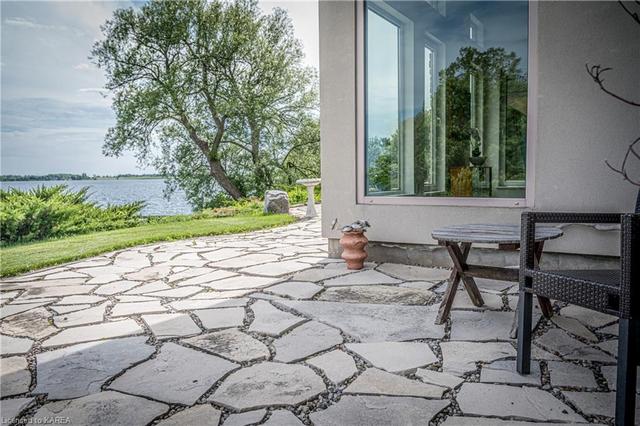 678 Howe Island Drive, House detached with 2 bedrooms, 3 bathrooms and 10 parking in Frontenac Islands ON | Image 36