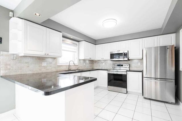 6363 Alderwood Tr, House detached with 3 bedrooms, 4 bathrooms and 5 parking in Mississauga ON | Image 38