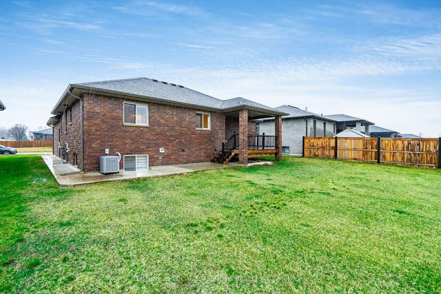 38 Olive Dr, House detached with 3 bedrooms, 3 bathrooms and 6 parking in Leamington ON | Image 20