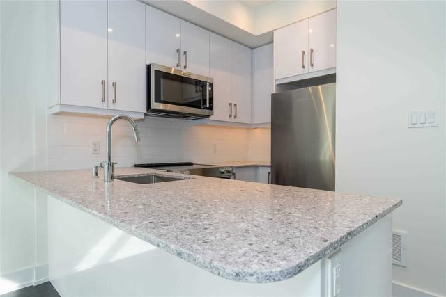 8 - 52 Holmes Ave, Townhouse with 2 bedrooms, 2 bathrooms and 1 parking in Toronto ON | Image 20