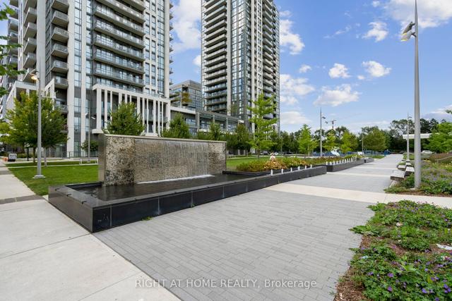 1007 - 15 Zorra St, Condo with 2 bedrooms, 2 bathrooms and 1 parking in Toronto ON | Image 10