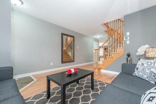 15 Sivyer Cres, House detached with 4 bedrooms, 3 bathrooms and 2 parking in Ajax ON | Image 4