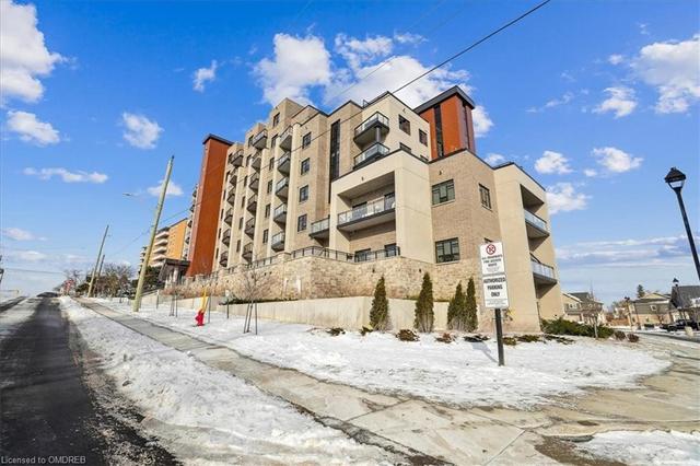212 - 30 Hamilton Street South Street S, House attached with 2 bedrooms, 2 bathrooms and 2 parking in Hamilton ON | Image 39
