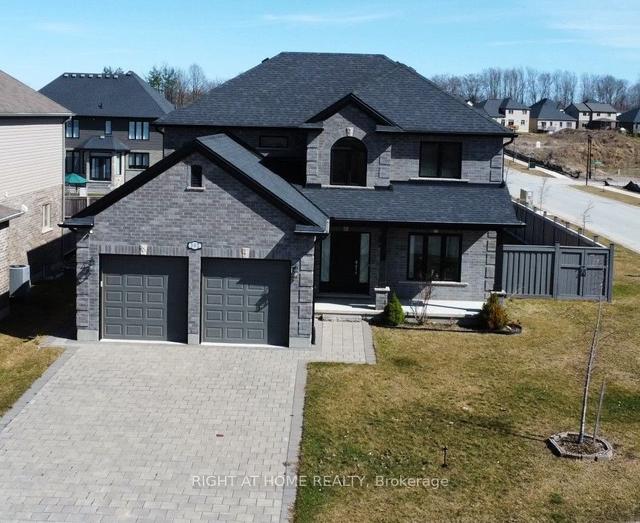 102 Timberwalk Tr, House detached with 3 bedrooms, 3 bathrooms and 6 parking in Middlesex Centre ON | Image 1