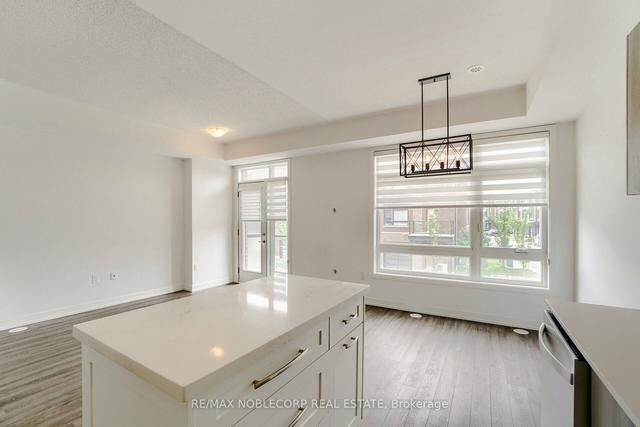 25 Bluenose St, Townhouse with 2 bedrooms, 2 bathrooms and 2 parking in Vaughan ON | Image 8