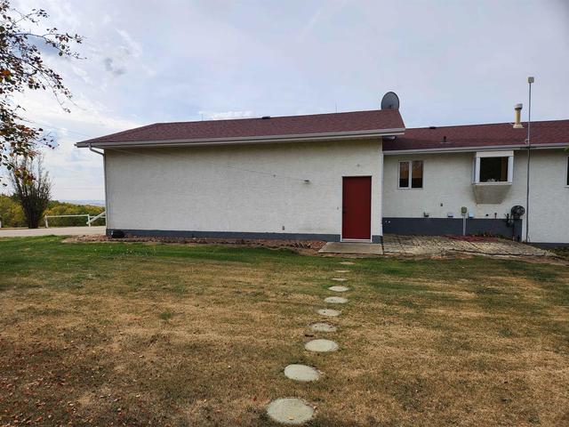 26116 Township Road 390, House detached with 4 bedrooms, 4 bathrooms and 6 parking in Lacombe County AB | Image 5