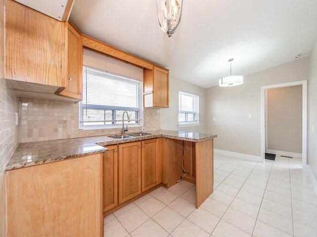 2 Brady Cres, House semidetached with 3 bedrooms, 3 bathrooms and 6 parking in Toronto ON | Image 26