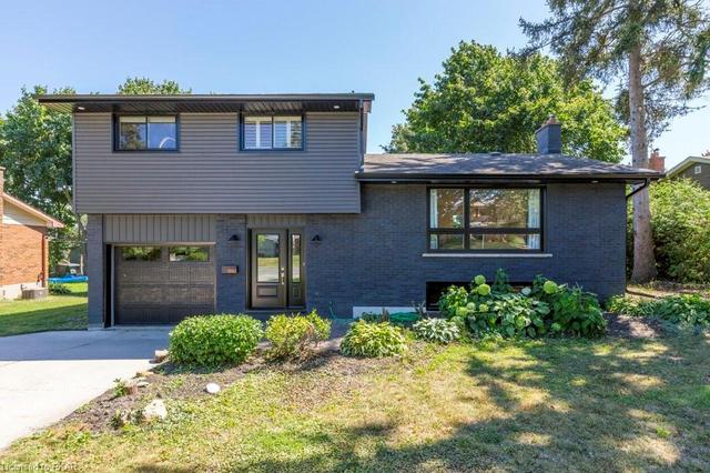 1593 Westbrook Drive, House detached with 4 bedrooms, 1 bathrooms and 5 parking in Peterborough ON | Image 17