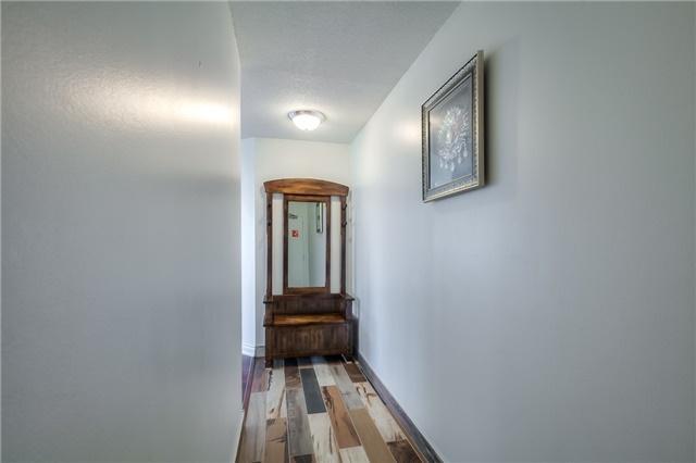 Ph3 - 21 Overlea Blvd, Condo with 2 bedrooms, 2 bathrooms and 1 parking in Toronto ON | Image 2
